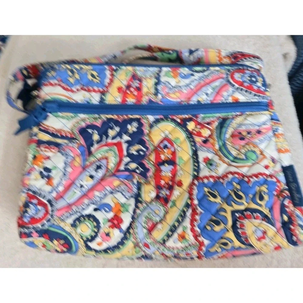 Vera Bradley Women's RFID Crossbody Bag Romantic Paisley Multicolor EUC